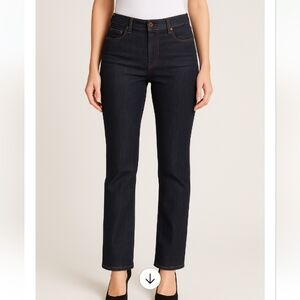 St. John Dark Wash Beaded Back Pocket Jeans | Size 6